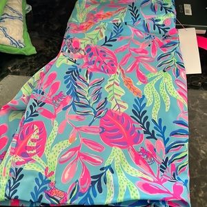 Lilly Pulitzer Reid short